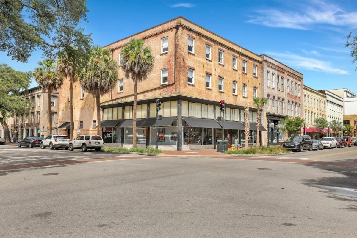 Lush Savannah Loft - Near Plant Riverside District Exterior photo